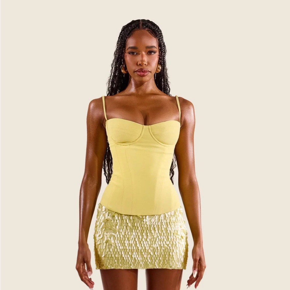 The Everly Corset in Lemon